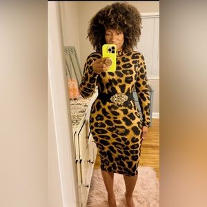 Cheetah print midi dress Size M